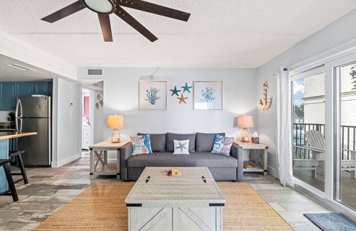 Jacksonville Beach Condo | Northeast Florida Retreat