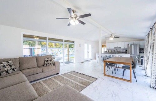 Southside House | Northeast Florida Retreat