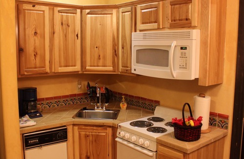 Cheyenne Estates House | Northeast Tucson 2 bedroom-2 Bath-Pool-Oasis Paradise