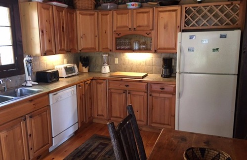 North Lake George Cottage | Northern Lake George lakefront