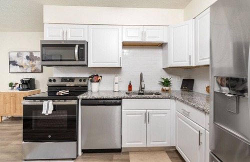 Northern Woods House | Northern Valley - Charming and Cozy, 2BR, 1 BA