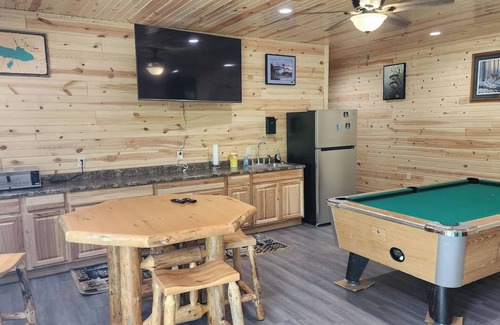 Briggsville Cabin | Northern Way Cabin 9 miles to Wis Dells