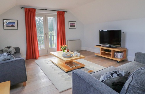 Gidleigh Cottage | NORTHILL LODGE, family friendly, with hot tub in Chagford