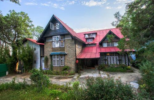 Shimla Villa | Northwood Cottage by VEO - 3BR Heritage Villa