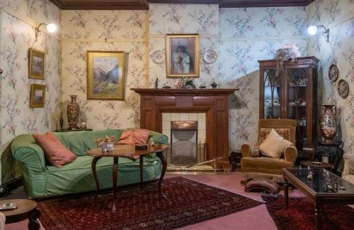 Shimla Villa | Northwood Cottage by VEO - 3BR Heritage Villa