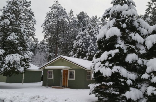 Northwoods Beach House | Northwoods Cabin w/Bunkhouse, Garages & located in Lake Country!