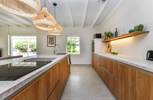 Pos Chiquito House | Nos Casita - 5 min walk to the beach