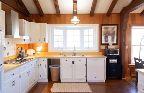 Goshen House | Nostalgia, Privacy in the Mountains, Comfortable