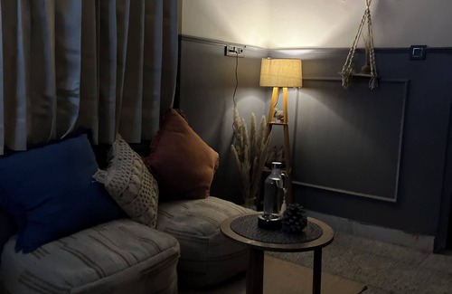 Dehradun Apartment | Nostalgic Cosy Home Stay