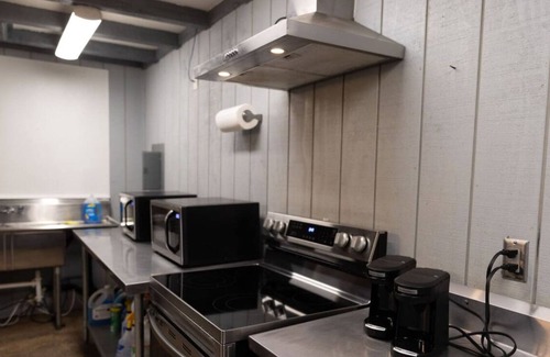 Prescott Apartment | Nostalgic Motel Vibes *Cozy Rooms * WIFI *Room 5
