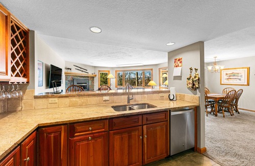 Mountain House Condo | Nostalgic Mountain Getaway, Only a Short Walk to Lifts or River Run!