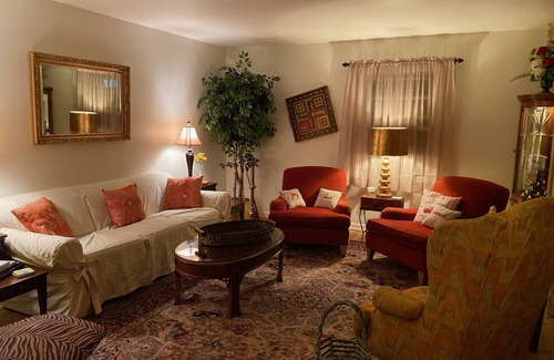 Burlington House | Nostalgic Retro Rectory Ranch House
