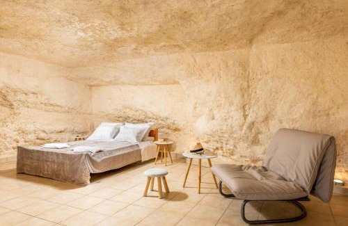 Matala Apartment | Nostos Cave Seaview Apartment