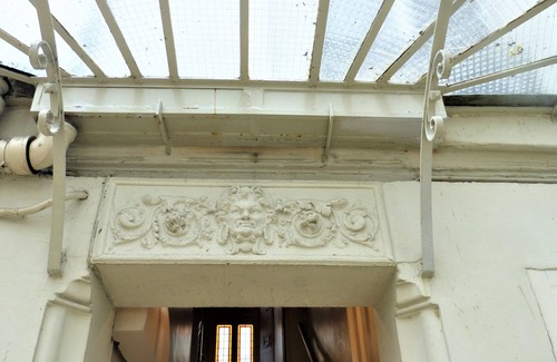 Latin Apartment | NOTRE DAME/SEINE/COURTYARD/3 ROOMS