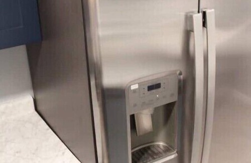 Wooded Estates House | Notre Dame vs USC Weekend: 5 BR Ranch Walk to Campus/2 Full Baths +Game Room