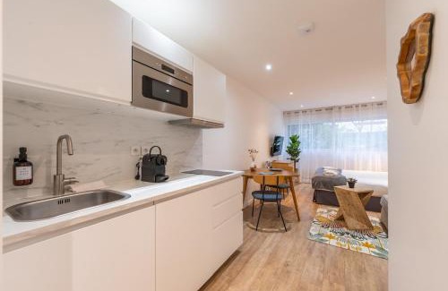 Quartier des Grandes-Carrieres Apartment | Nouveau Appartement Sacré-Cœur Cottages 3