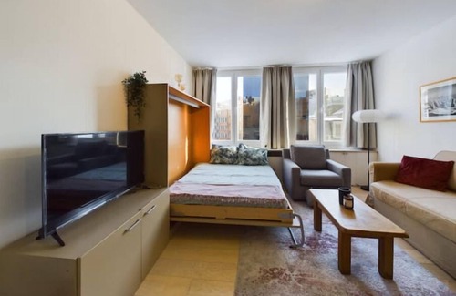 Sint-Gillis Apartment | Nouveau Studio - Central, Calme et Bien Placé