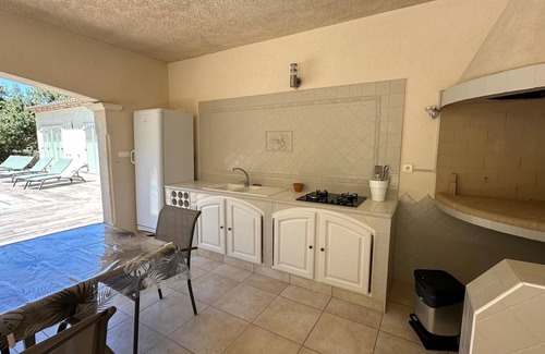 Puget-sur-Argens Villa | Nouveau : Très Jolie Villa Climatisée Avec Piscine