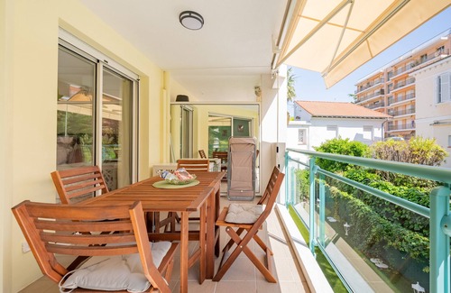 Cap-d'Antibes Apartment | Novaä - Apt à 200m de la plage et palais des congrès
