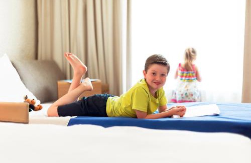 Saint-Laurent-du-Var Hotel | Novotel Nice Aéroport Cap 3000
