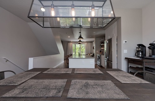 Heart of Missoula House | nTownhome with Stunning Views & Modern Finishes