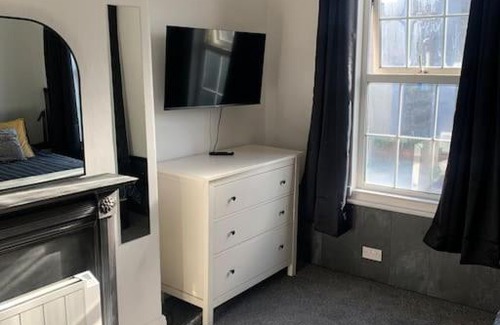 Exeter Apartment | Number 11