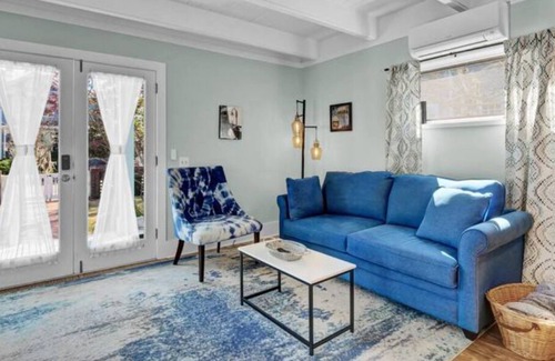 Wilmington Historic District Cottage | Nun Better - Historic Downtown!