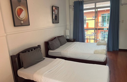 Baguio Hotel | NYC Manhattan Suites