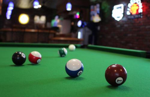 Lompoc Hotel | O'Cairns Inn and Suites
