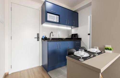 Matriz Apartment | O estiloso no coração da cidade com Piscina e Academia