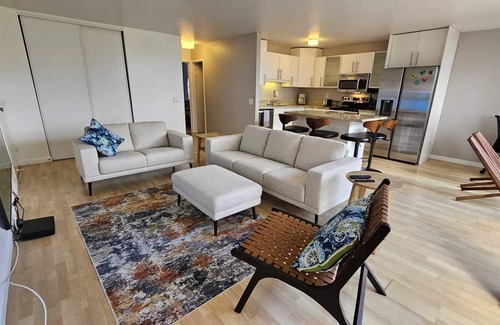 Makaha Valley Condo | OAHU Resort Getaway, Beach Close, Guard Gated, Pools, Spas, Tennis, Pickle Ball!