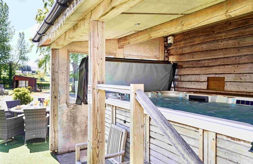 Brecon House | Oak Barn, Oak Barn in the Brecon Beacons