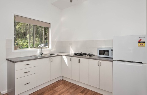 Gheerulla Cabin | Oakey Creek Private Retreat - Secluded Romantic Getaway Just For Couples