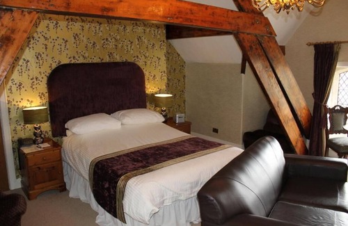 Bingley Hotel | Oakwood Hall