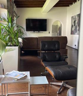 Laar Apartment | OASE im grünen Hinterhof, EG, Ruhe, Terrasse, Carport, free PayTV, Kaffee&Tee, Fahrräder