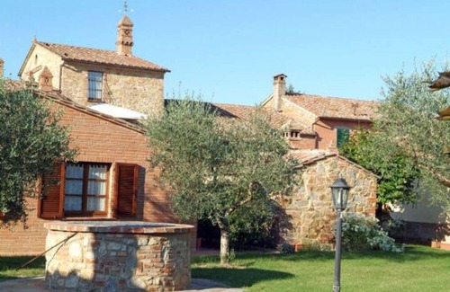 Castiglione del Lago Apartment | Oasi della Pergola - Girasole