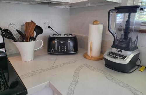 Victorville Apartment | Oasis Condo on the Fairway