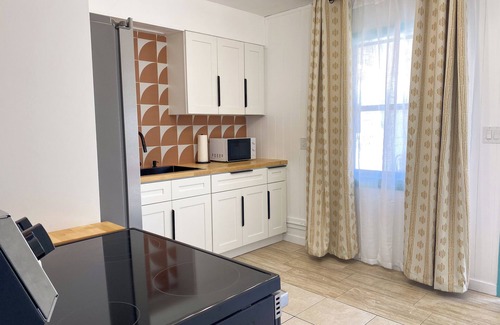Treasure Island Hotel | Oasis Palms