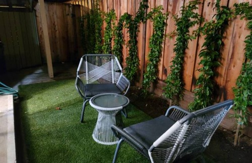 University South House | Oasis to Love in Downtown Palo Alto #659