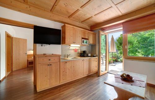 Lagundo Apartment | Obermoarhof Hönigspitze EG