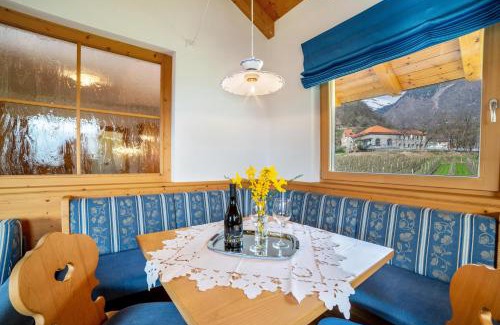Lagundo Apartment | Obermoarhof Mutspitze 1