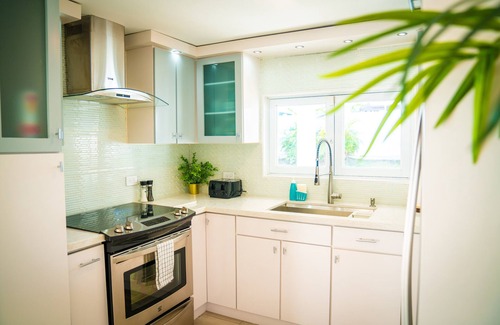 Dorado del Mar House | Ocean Breeze Villa Retreat - PRIVATE POOL/WALK TO BEACH/PET FRIENDLY