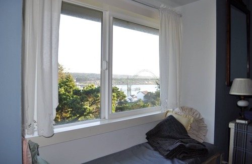 Newport House | Ocean, Bridge and Bay VIEWS! 7 day minimum rentals