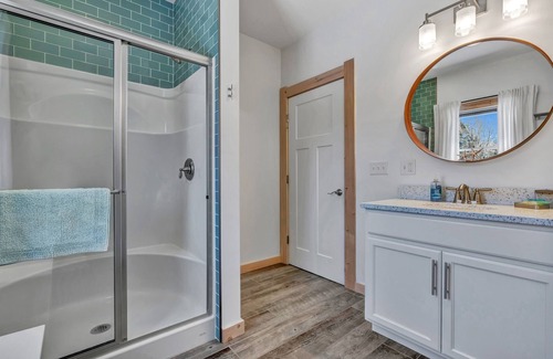 Owls Head House | Ocean Duplex with Walk to Beach for Large Families