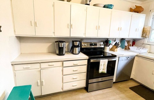 Atlantic Beach House | Ocean front and 5 stars! Your next great vacation starts here. Check it out.
