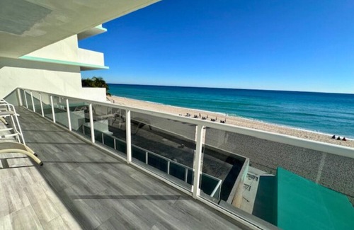 Hollywood South Central Beach Condo | Ocean Front Beach Paradise In South Florida