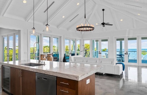 Key Largo House | OCEAN FRONT OASIS PRIVATE RESORT LIKE HOME - WITH PROTECTED 45' BOAT SLIP
