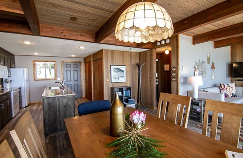 Yachats House | Ocean Front on Miles of Sandy Beach! Dog Friendly!