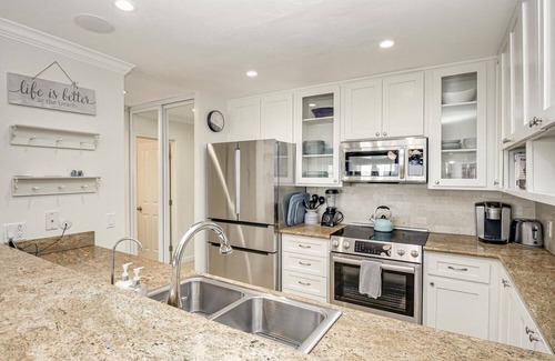 Solana Beach Condo | Ocean Front One Bedroom/Monthly rates available