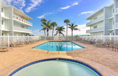 Cocoa Beach Apartment | Ocean Front Paradise
